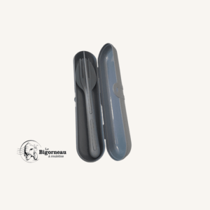 Etui + Couverts (Cuillère, fourchette et couteau) BLEUS