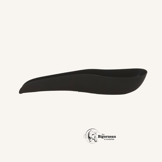 La Marinette noire (pisse-debout féminin)